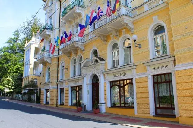 Hotel WESTEND